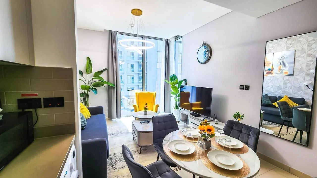 Stay By Latinem Luxury 1Br Holiday Home Cvr B2601 Near Burj Khalifa Dubai