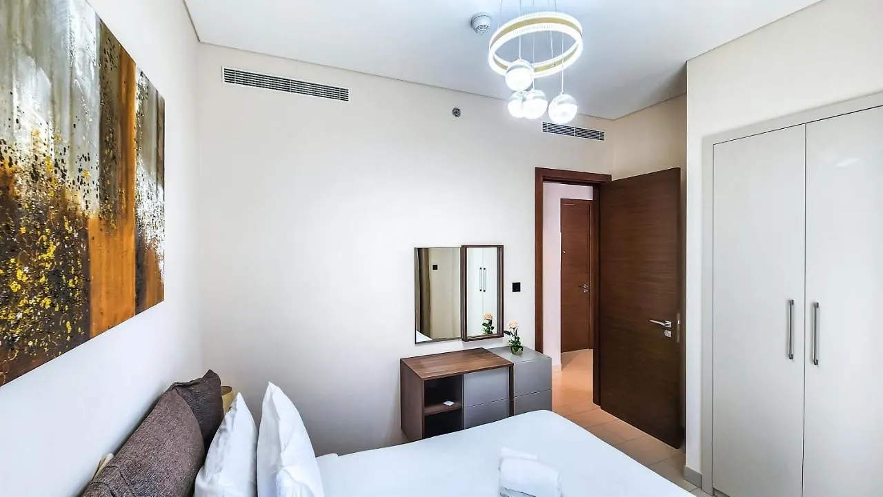 Stay By Latinem Luxury 1Br Holiday Home Cvr B2601 Near Burj Khalifa Dubai